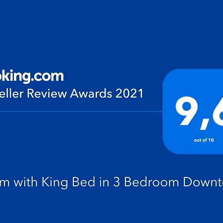 Room With King Bed In Shared 3 Bedroom Downtown Montréal Esterno foto